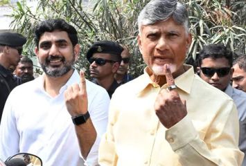 ఓటు వేసిన చంద్రబాబు, లోకేష్