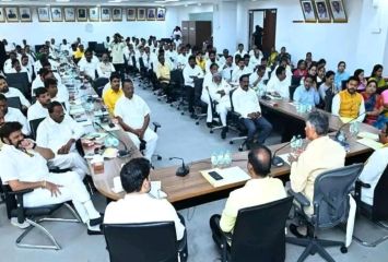 వారికి ప్రభుత్వ పథకాలు కట్