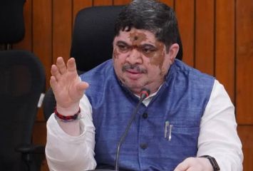 మహిళలకు తులం బంగారం.. క్లారిటీ ఇచ్చిన మంత్రి