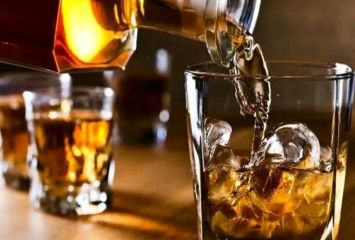 రాష్ట్రంలో పెరగనున్న మద్యం ధరలు?
