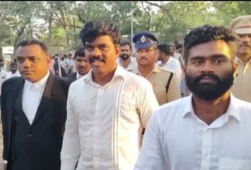 గోరంట్ల మాధవ్‌ ఎఫెక్ట్.. 11 మంది పోలీసులు సస్పెండ్
