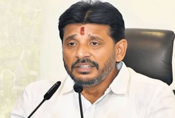 వైసీపీ నుంచి దువ్వాడ శ్రీనివాస్ సస్పెండ్