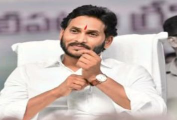 కులగణనపై కేంద్రం నిర్ణయాన్ని స్వాగతిస్తున్నాం: జగన్
