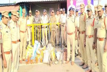 ఏపిలో భారీగా మారణాయుధాలు లభ్యం