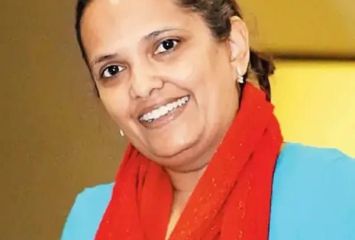 మహాత్మా గాంధీ మునిమనమరాలికి జైలు శిక్ష