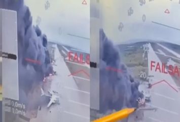 బాంబులతో దాడి.. 40 విమానాలు ధ్వంసం