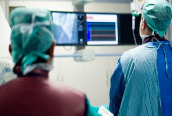 ఏపీ వైద్యుల ఘనత.. హార్ట్ సర్జరీ లైవ్ టెలికాస్ట్