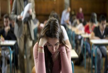 138 మంది బీటెక్ విద్యార్థులు ఫెయిల్.. చివరకు..