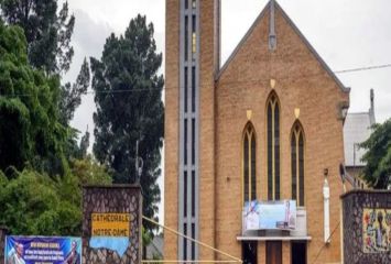 చర్చిపై దాడి.. 34 మంది మృతి