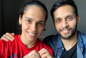 సైనా నెహ్వాల్ సంచలన ప్రకటన