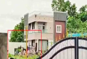 ఫామ్ హౌస్ లో లిక్కర్, డ్రగ్స్ పార్టీ.. అదుపులోకి విదేశీయులు