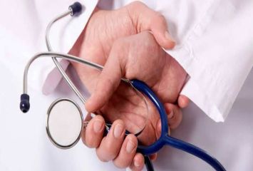 ఆ కోర్సులను వెంటనే నిలిపివేయండి: యూజీసీ