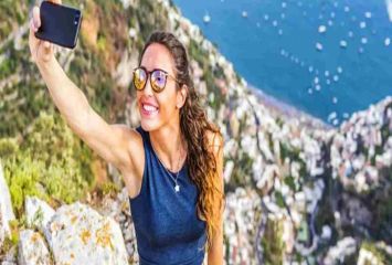 సెల్ఫీ మరణాల్లో మనమే టాప్