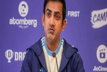 గౌతమ్ గంభీర్ కు హై కోర్టులో చుక్కెదురు