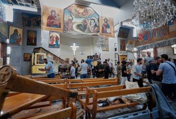 చర్చిపై ఇస్లామిక్ స్టేట్ ఉగ్ర కాల్పులు.. 21 మంది మృతి